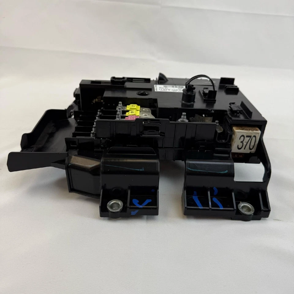 2011-2014 保时捷 Cayenne 原始设备制造商前保险丝继电器盒 7P0937548H 电源模块 — 第 4/4 张图片