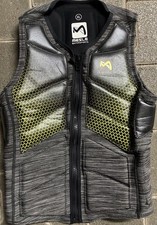 Wakeboard Prallschutzweste MESLE Watersports XL wie NEU SUP