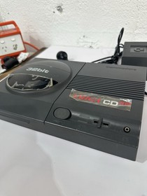 COMMODORE AMIGA CD32 CONSOLE BIG BOXED SUPER STREET FIGHTER TURBO 2 UFO ELITE