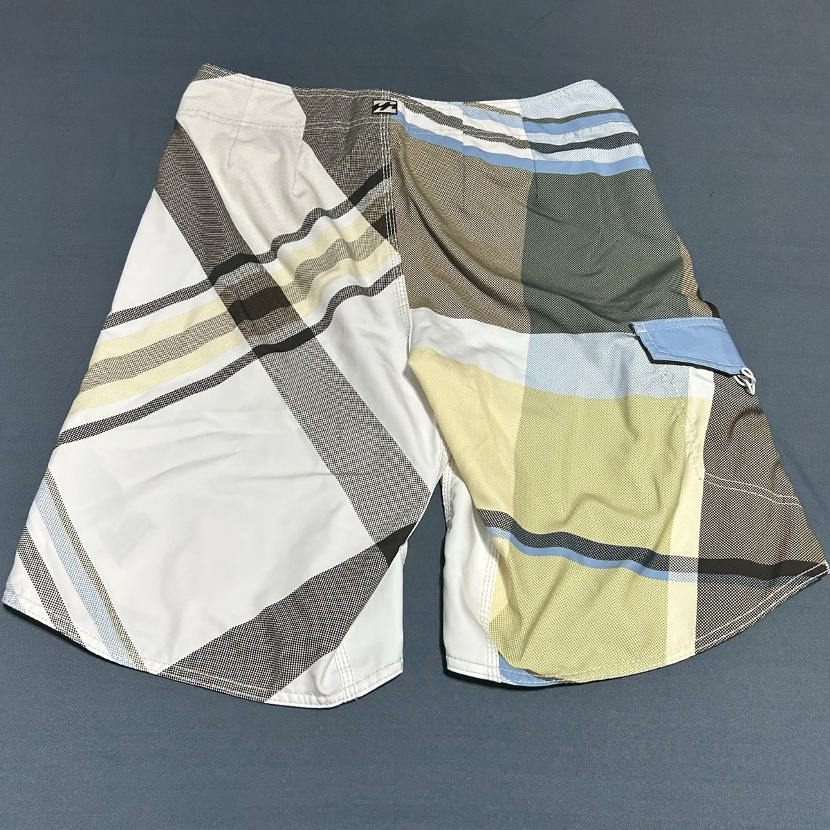 Vintage Y2K Billabong Board Shorts Mens 34 Surf Embroidered Check