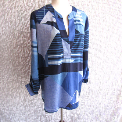 Diane von Furstenberg Blue Tunic Top Shirt  Abstract Long 3/4 Slv S 6