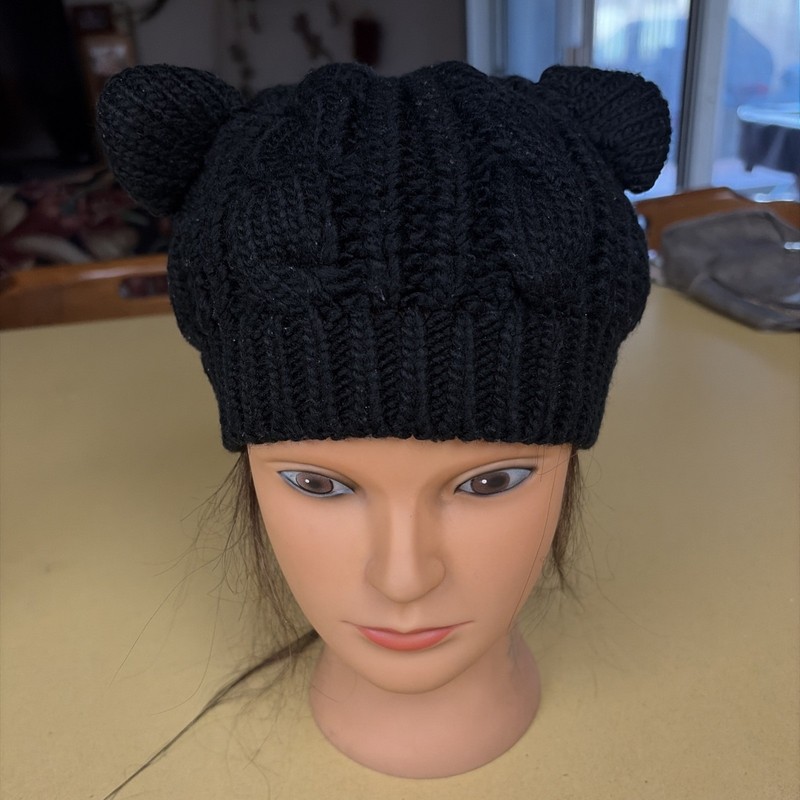 Cute Beanie Bear-Ears Hat  🐻