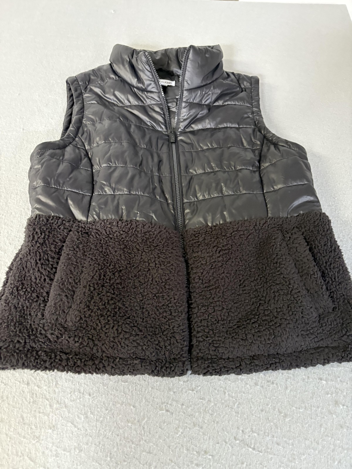 Calvin Klein Vest Womens Large Black Quilted Puffer Sherpa Fleece Full Zip Warm