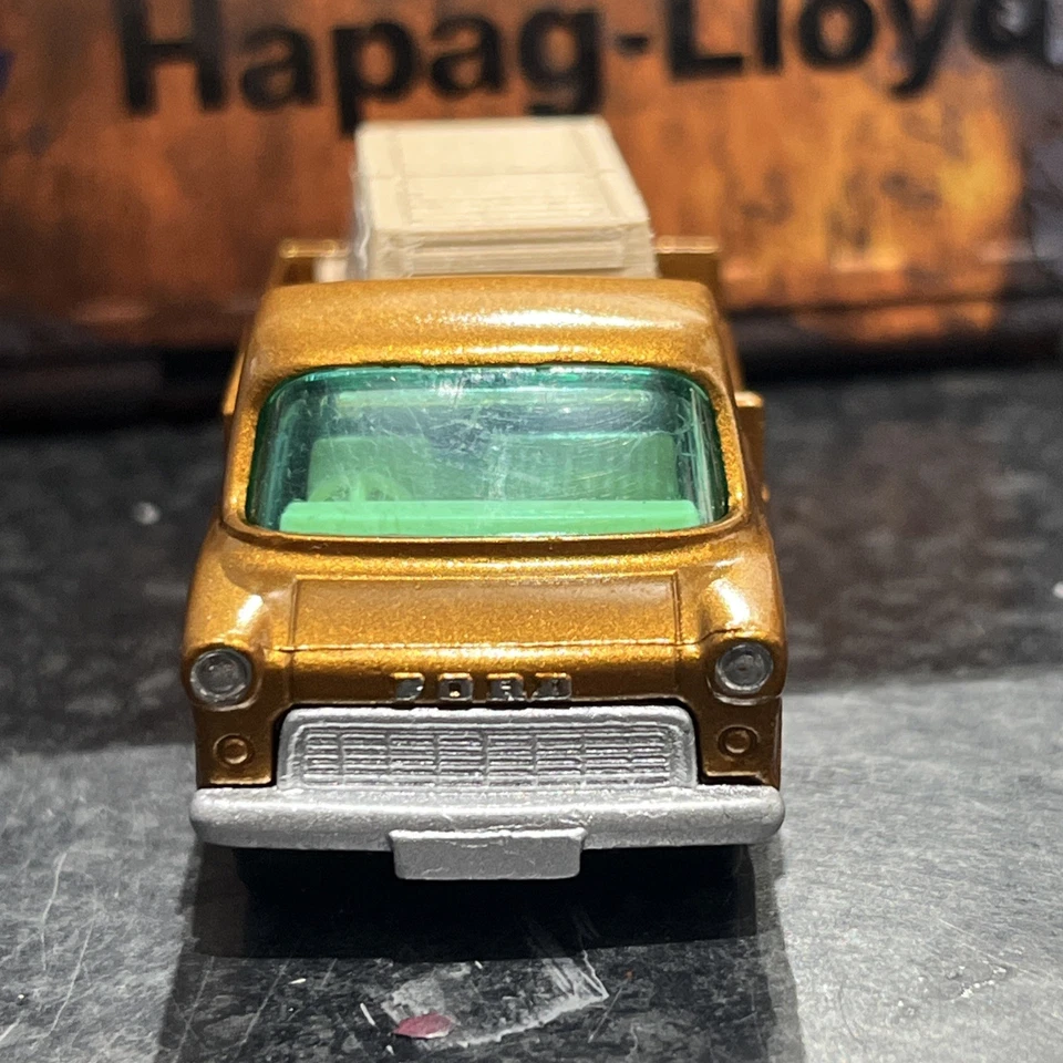 Matchbox Ford Transit mk1 pick up truck Custom Restoration - Image 3 of 4