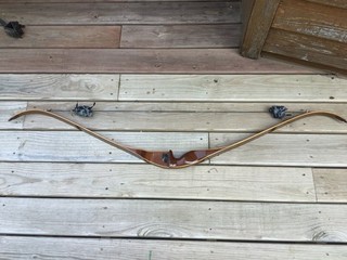 Used Shakespeare Tioga model X 21 right handed recurve archery bow