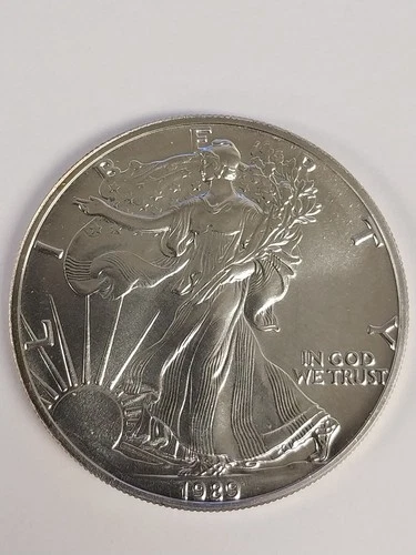 US 1989 WALKING LIBERTY AMERICAN EAGLE .999 FINE SILVER DOLLAR COIN 1oz. Unc.