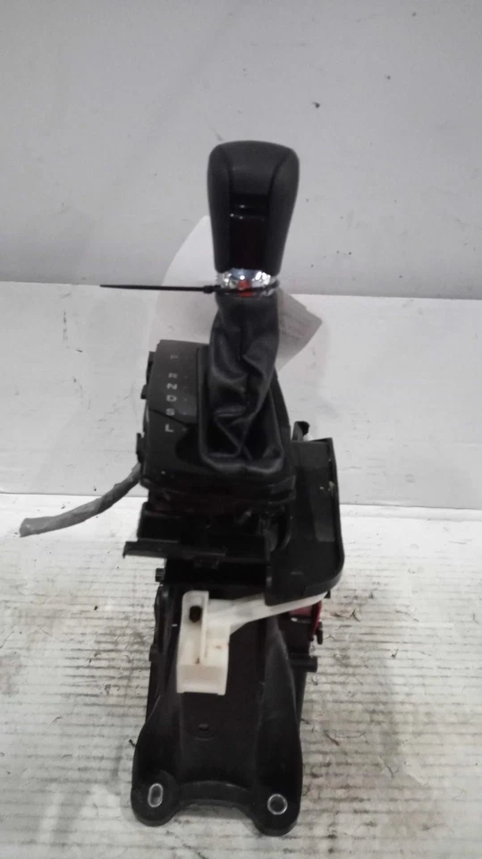 Honda Civic 2017 transmisión automática conjunto de palanca de cambios gris 88 k millas Foto 2 de 4