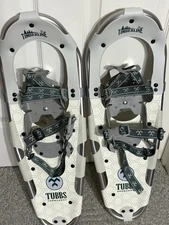Tubbs Women's Wilderness Gray & White Snowshoes - 26 Inch Unused