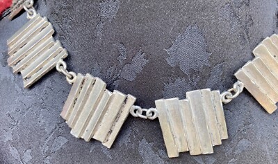 Collier Vintage Biche De Bere - Argenté - Étain - N°12/289 - Tirage Limité - Très Bon état