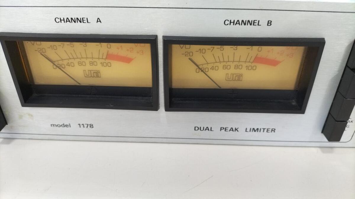 UREI 1178 Dual Channel Compressor Dual Peak Limiter Vintage UREI 1178 Dual Channel Compressor Dual Peak Limiter Vintage