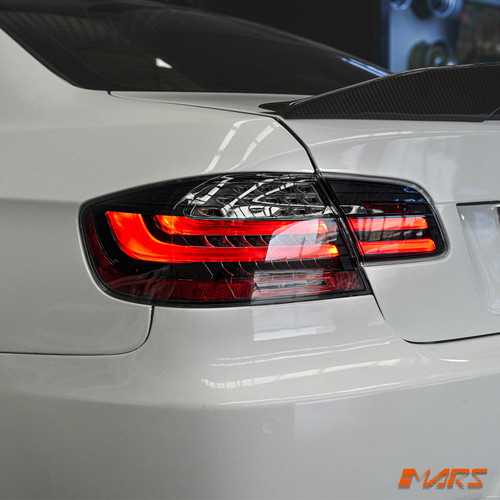 Black M3 LCI Style 3D Stripe Bar LED Tail Lights for BMW 3-Series E92 Coupe & M3 - Bild 1 von 11