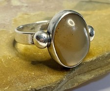 Vintage Sterling Silver Handmade Cabachon Oval Agate Ring Size 7.35