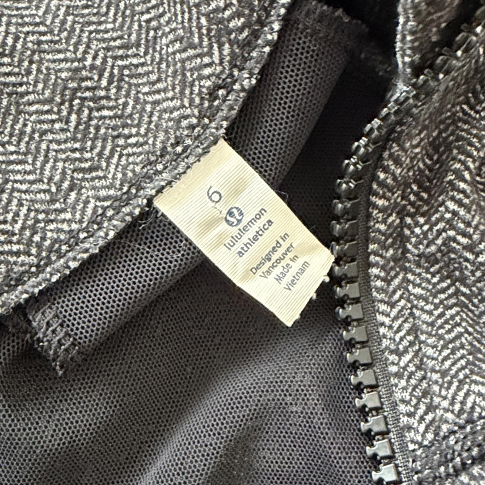 Lululemon Define Jacket EUC - image 10