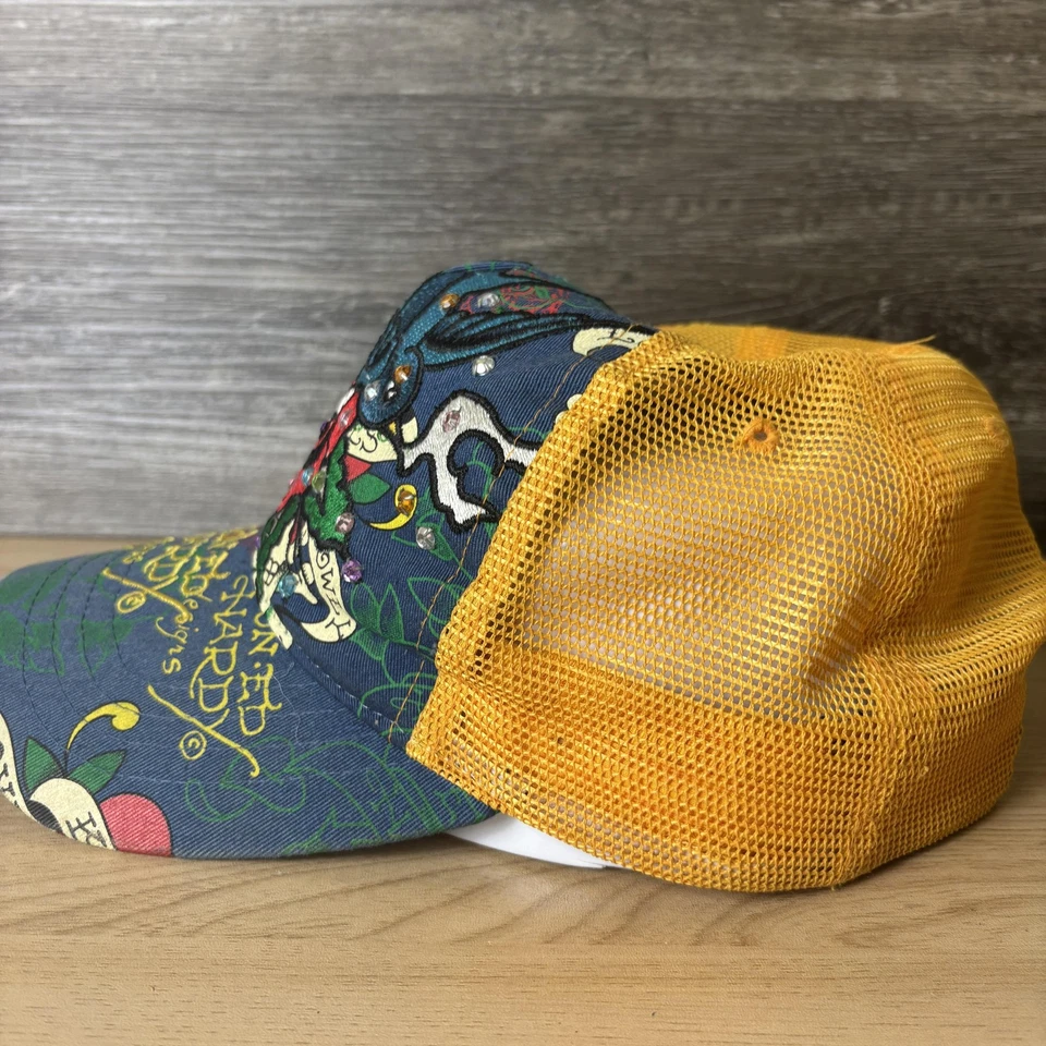 Sombrero de colección Ed Hardy espalda a presión azul amarillo camionero estrás amor mata lentamente Foto 4 de 4