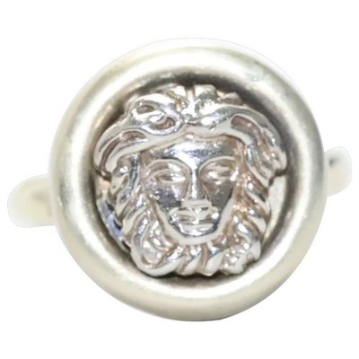 Vintage 14KT Yellow Gold Medusa Ring