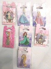 lot de 7 pin's disney neuf "PRINCESS"