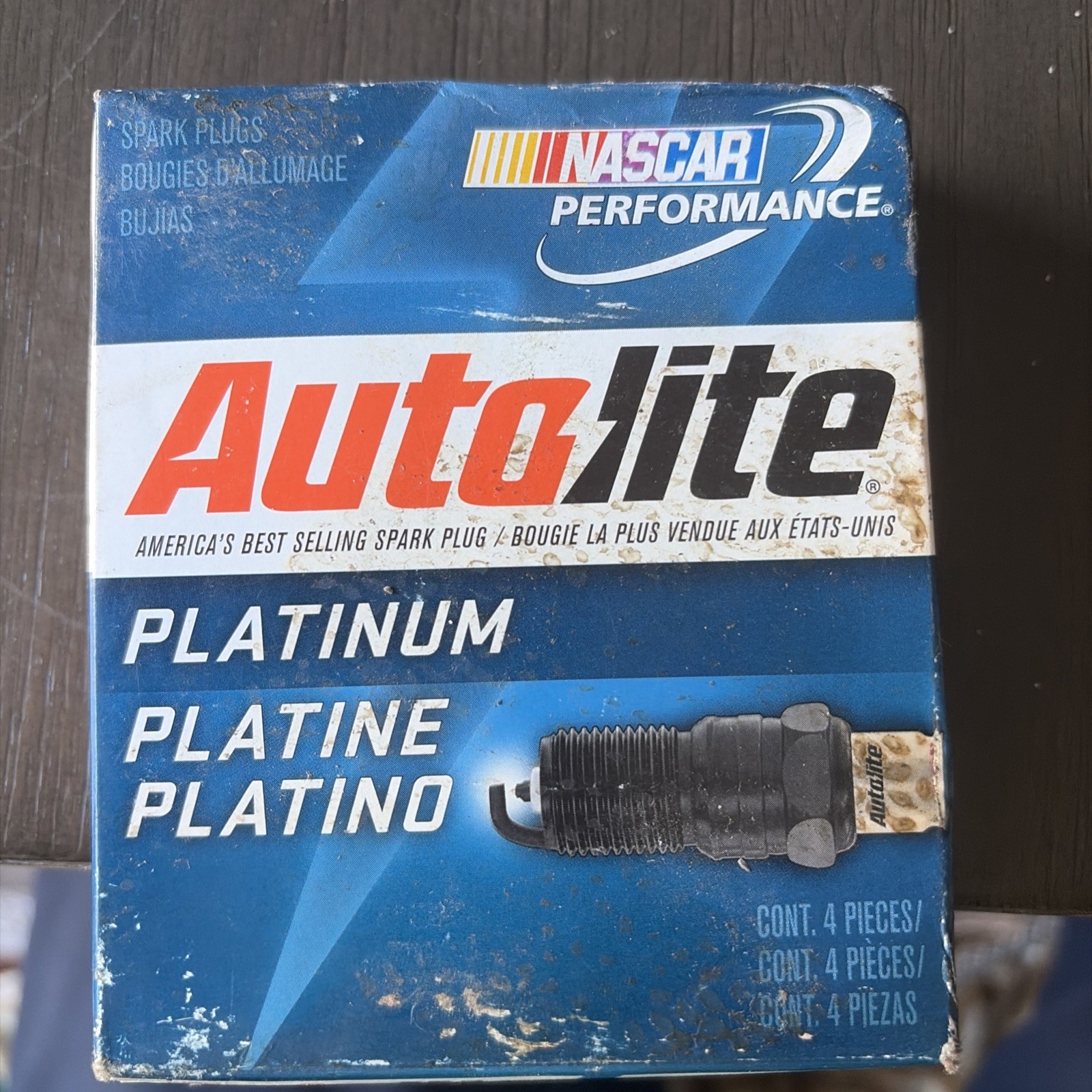 FORD .MAZDA MERCURY NEW BOX OF 4 Spark Plug Autolite AP5143