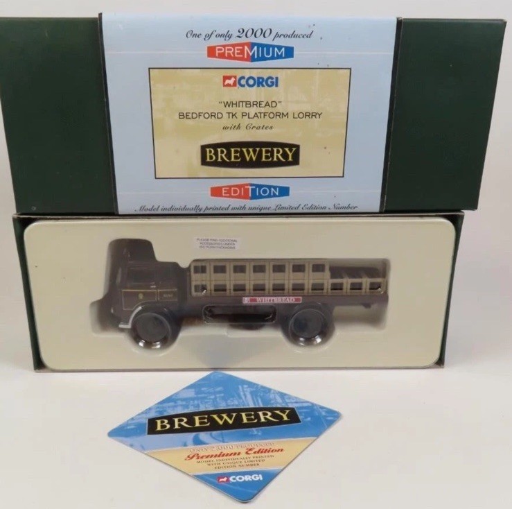 Corgi 23202 Bedford TK Platform with Crates for Whitbread Brewery in 1:50 Scale