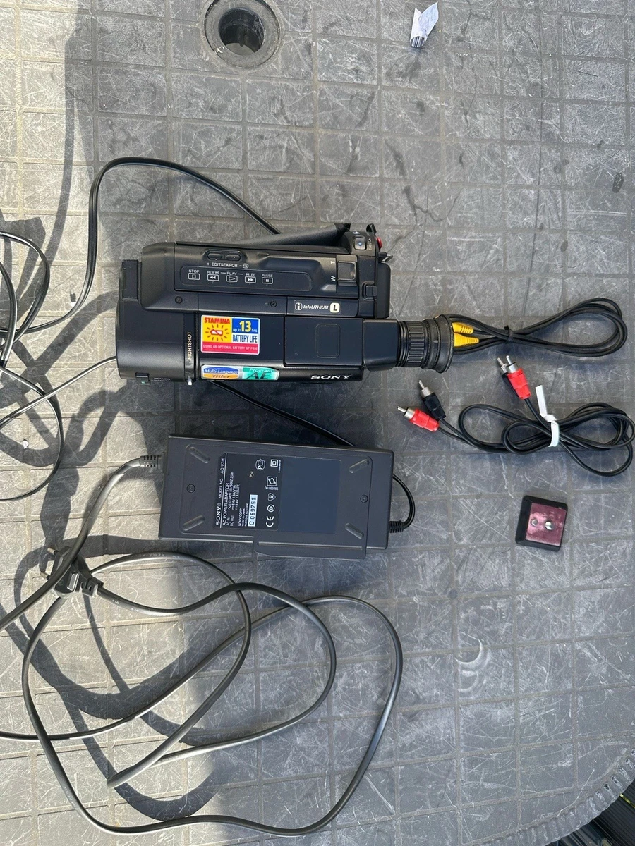 Sony Handycam CCD-TR425E Video8 XR NightShot 72x zoom + carga