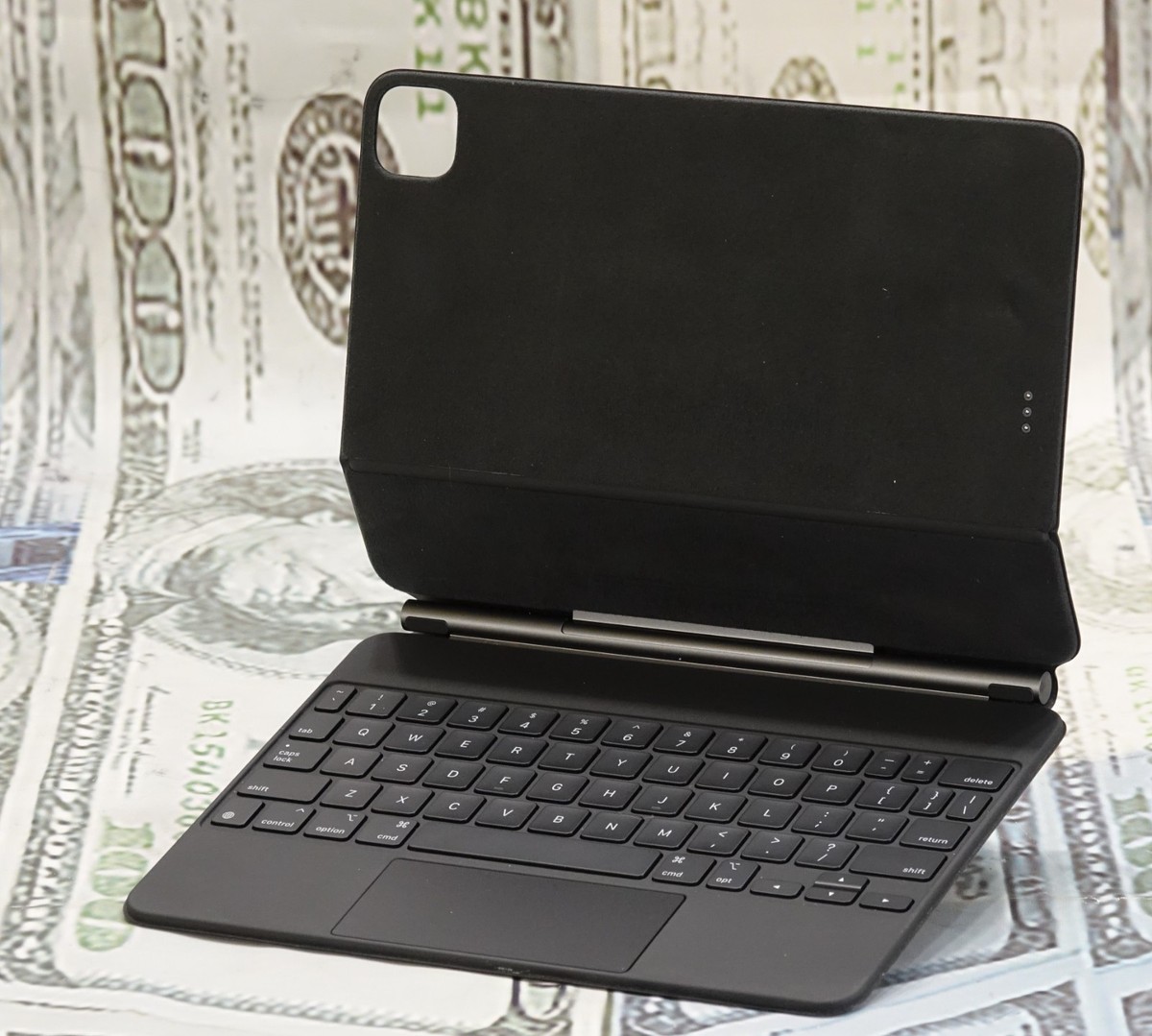 Apple Magic Keyboard for 11