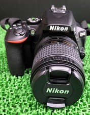 NIKON D5600 18-55 VR LENS KIT 841602