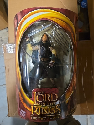 Marvel Toys 2003 LORD OF THE RINGS THE TWO TOWERS WAVE 1 FARAMIR HALF MOON...