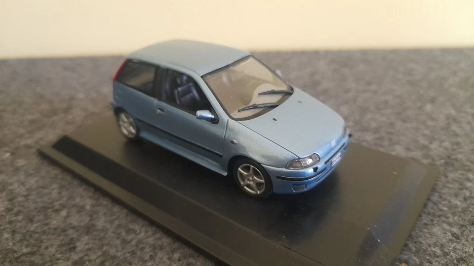 Modellino 1/43 Fiat Punto Gt - Sporting 1993 Norev (No 1/18) Blu Met. - Immagine 4 di 4
