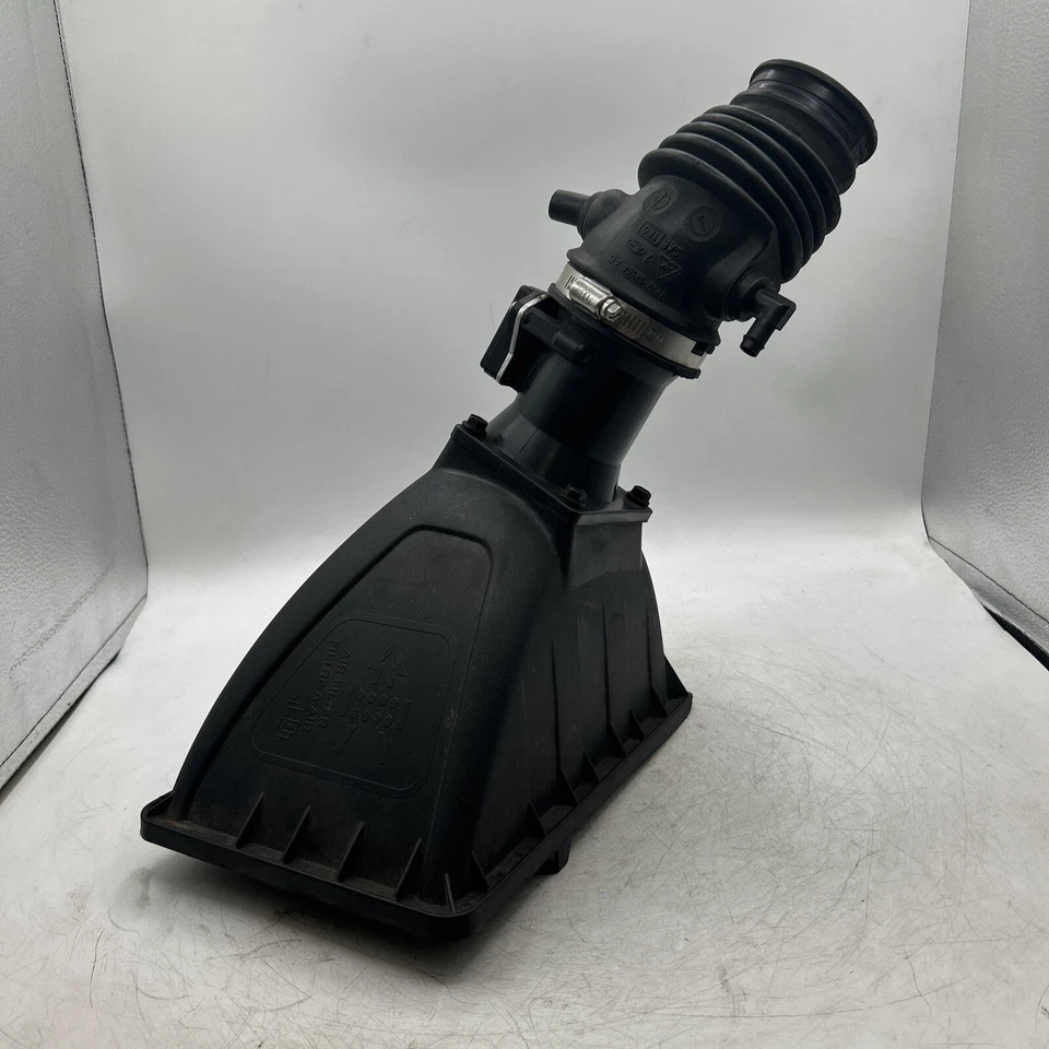 2000 2003 Mercury Sable LS 3.0L 24 Valve Air Filter Cleaner Housing Assembly OEM - Image 2 of 4