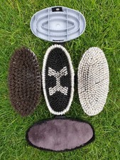 HAAS Brush Set For Grey,Coloured Fur 4 Brushes, Free Drawstring Bag & Curry Comb