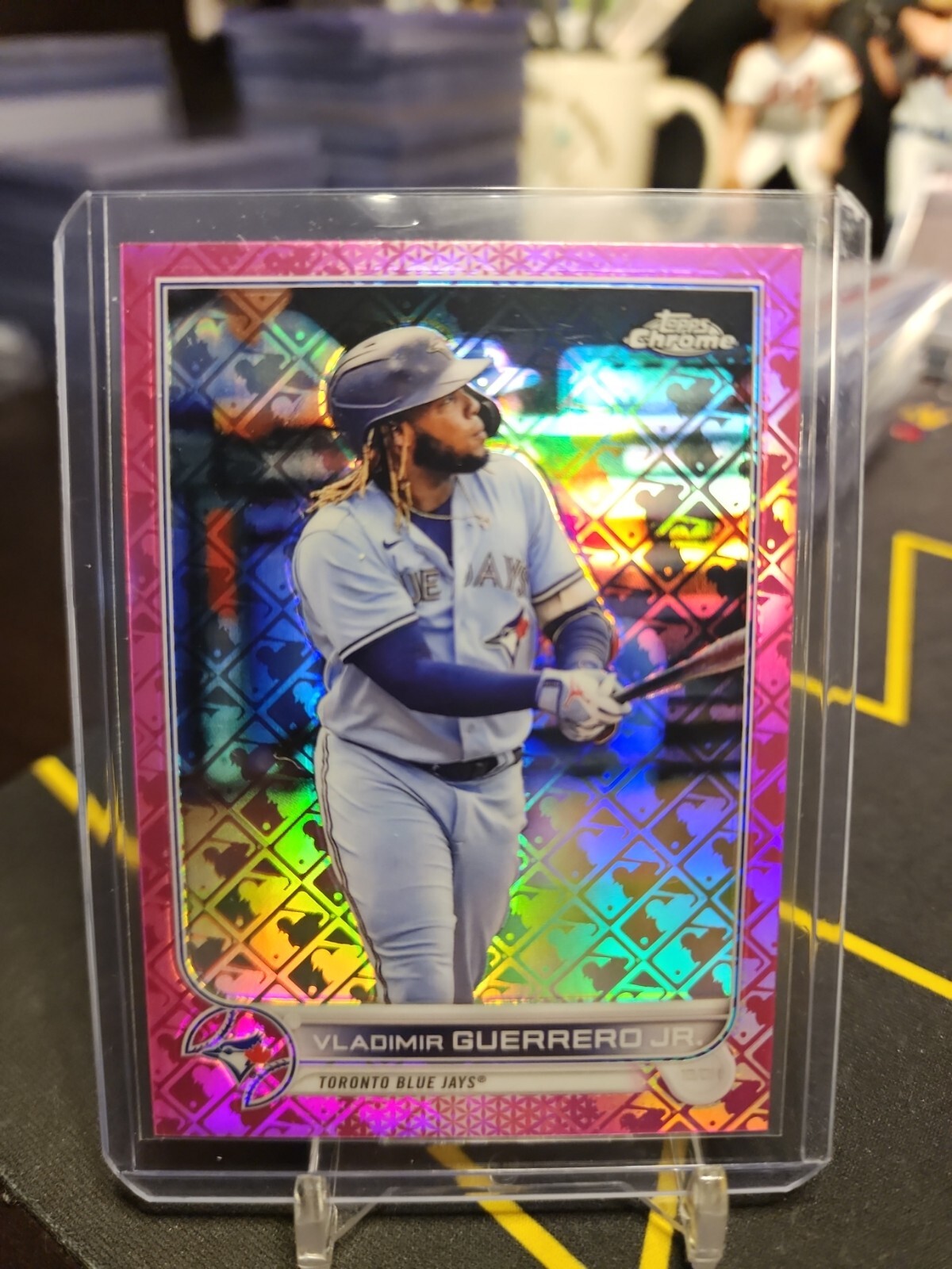 2022 Topps Chrome LogoFractor Vladimir Guerrero Jr Pink Refractor /199 Blue Jays