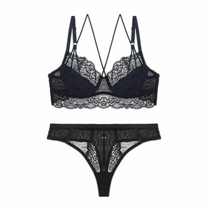 lace bra and pants set