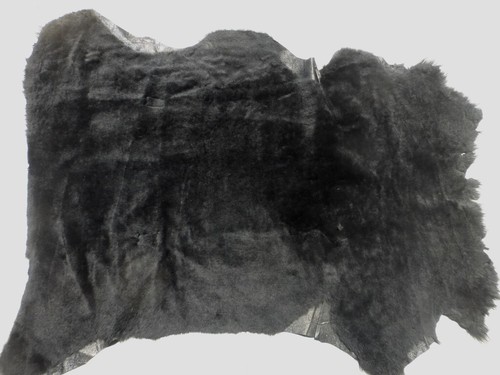 sheepskin shearling leather hide Black Super Silky Hair -Charcoal Crocodile back - Picture 2 of 7