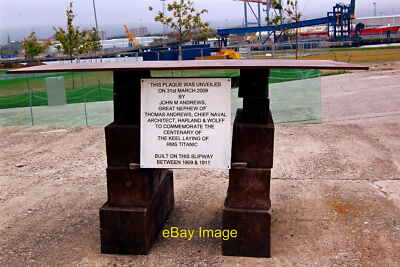 Foto 6x4 Titanic Viertel - Plakette zum Gedenken an RMS Titanic Kiellegezentrum