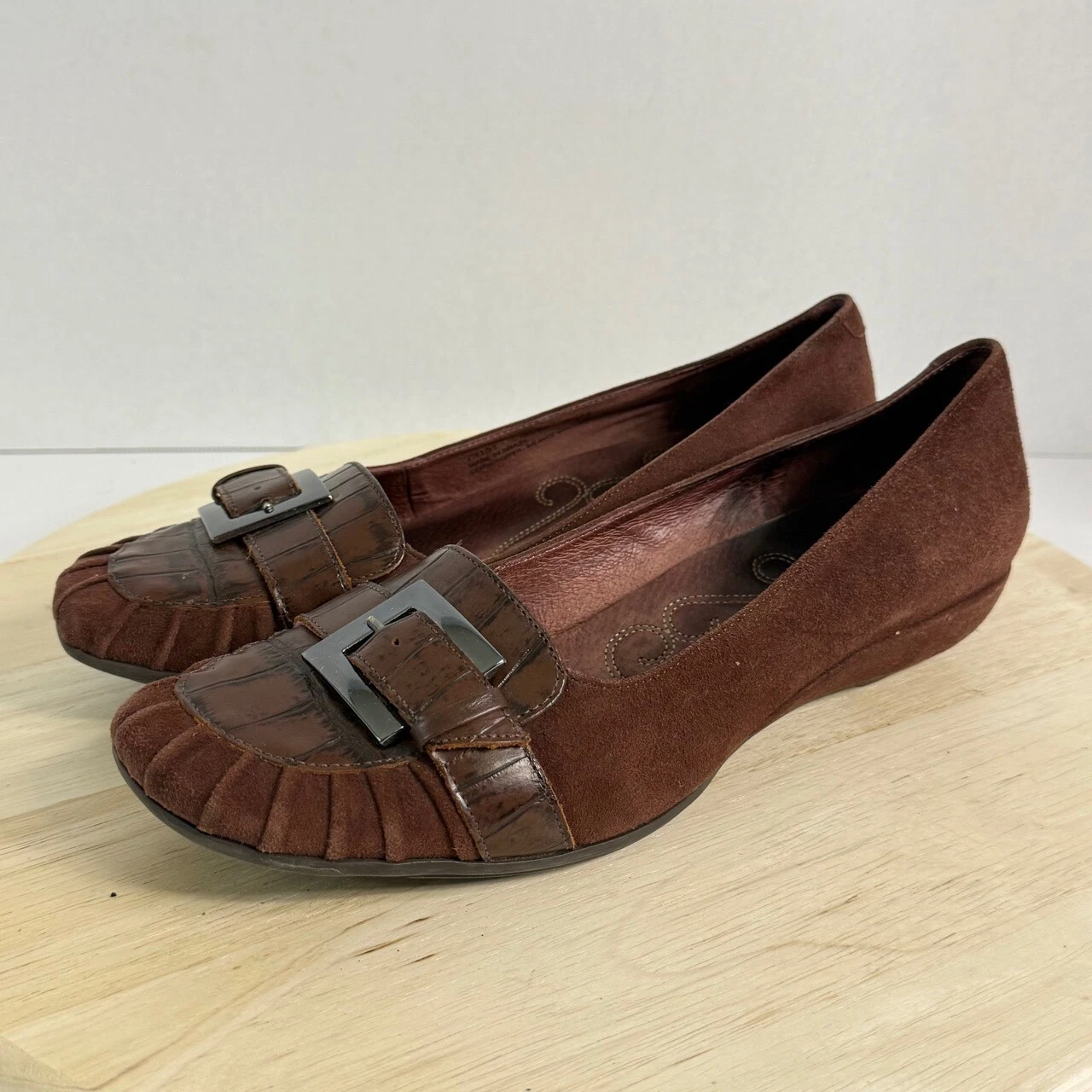 Ballerine donna Clarks Artisan croc dettaglio fibbia in rilievo marrone scamosciato taglia 8 5M