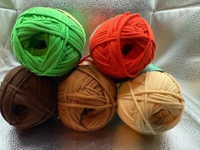 THE WOOBLES Woobles Easy Peasy Yarn for Beginners - Crochet & Knitting Yarn Pick a color