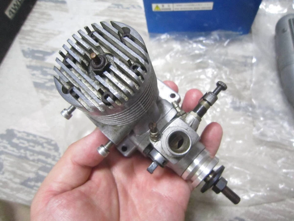 O.S. MAX 60SR RC Airplane Engine with 7B Carb & 744 Muffler – Made in Japan - Image 3 of 4