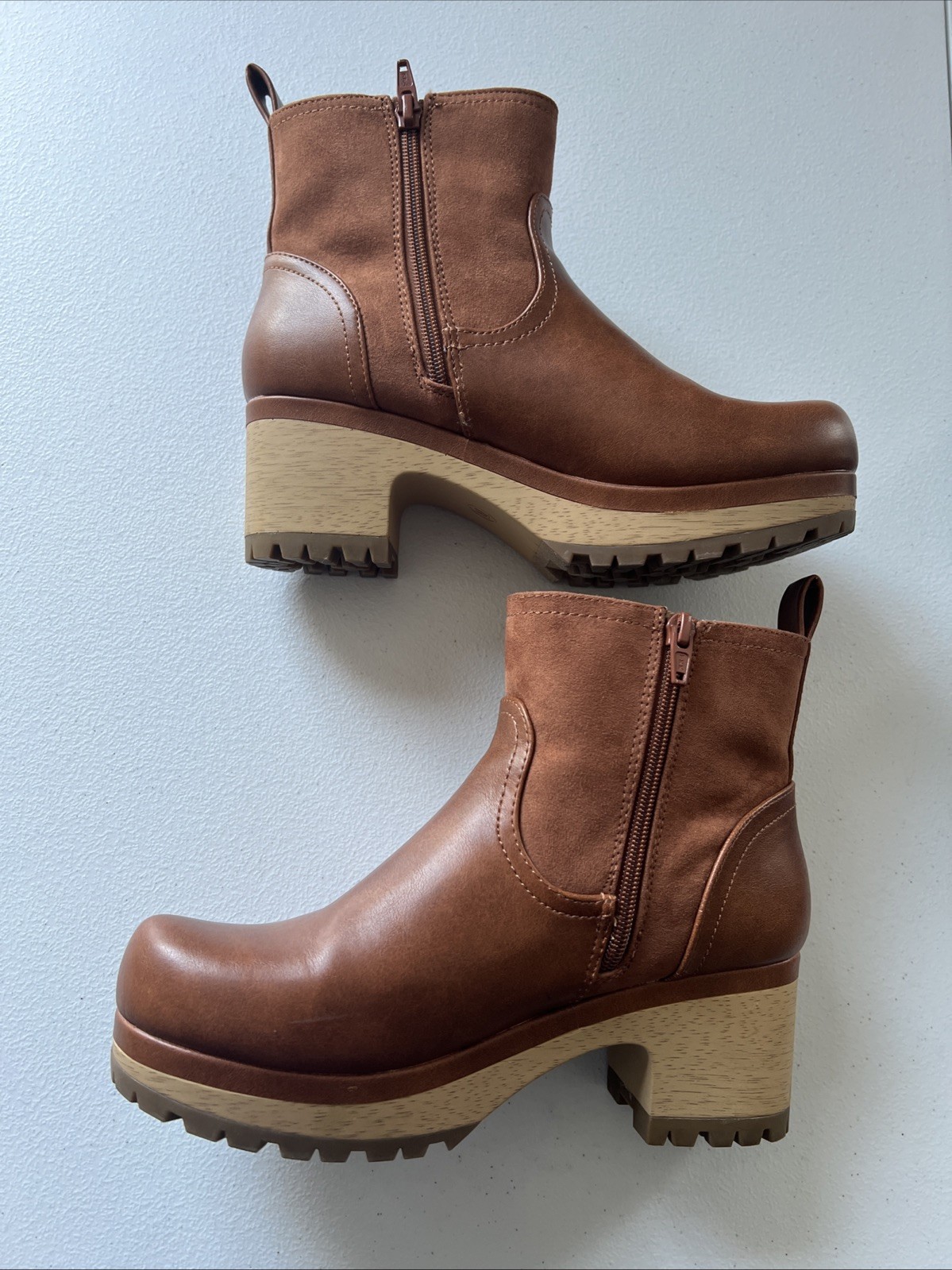 Universal Thread Neutral Brown Memory Foam Ankle … - image 2