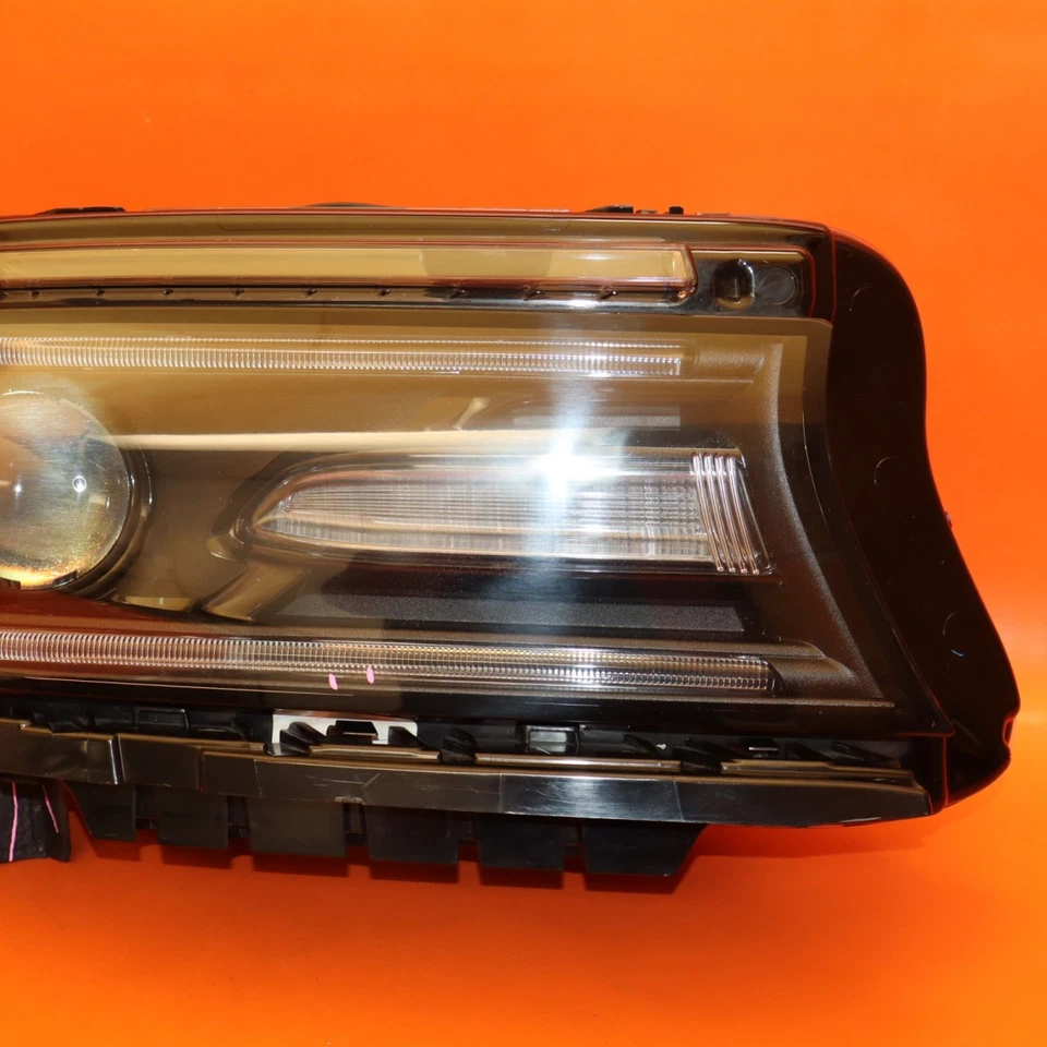 Farol DODGE CARREGADOR DIREITO 2018 2019 2020 2021 68410312AB XEON FABRICANTE DE EQUIPAMENTO ORIGINAL - Imagem 4 de 4