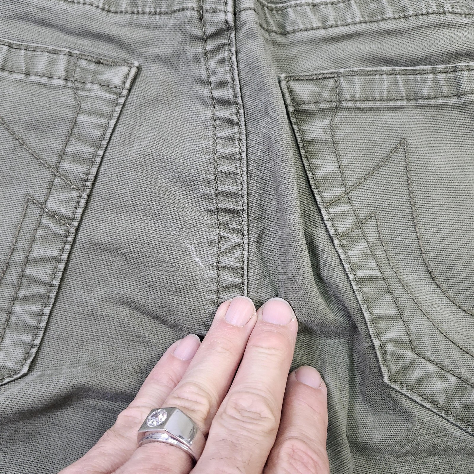 True Religion Geno Jeans Mens 34x32 Green Medium Wash Relaxed Straight Denim thumbnail 9