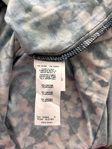 Karen Kane blouse top size L short sleeve w ties pullover V neck blue floral - Picture 7 of 7