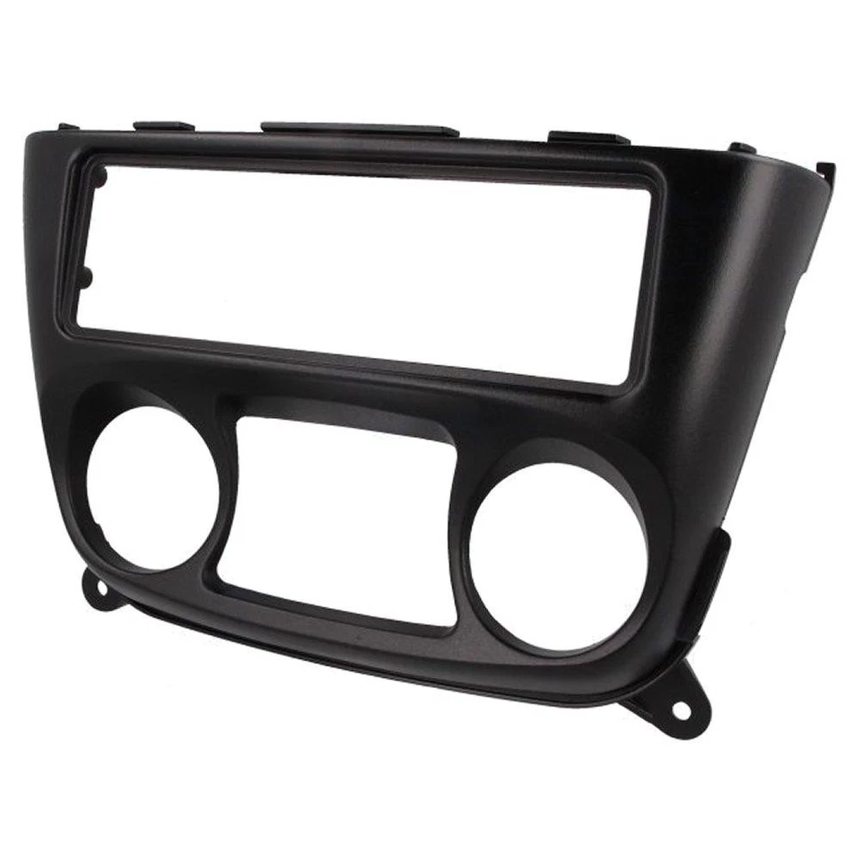 Facade autoradio FA131 compatible avec Nissan Almera 00-06 - 1DIN - Photo 1/1
