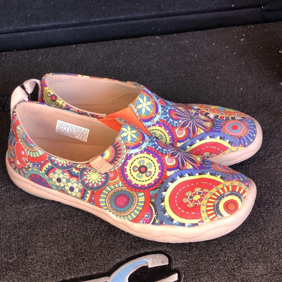 Zapatos informales sin cordones UNI para mujer talla 8,5 multicolor patrón boho mandala cómodos Foto 2 de 4