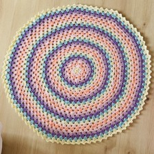 HANDMADE CROCHET CHILD’S CIRCULAR PLAY PICNIC BLANKET BEDROOM GARDEN PLAYROOM 