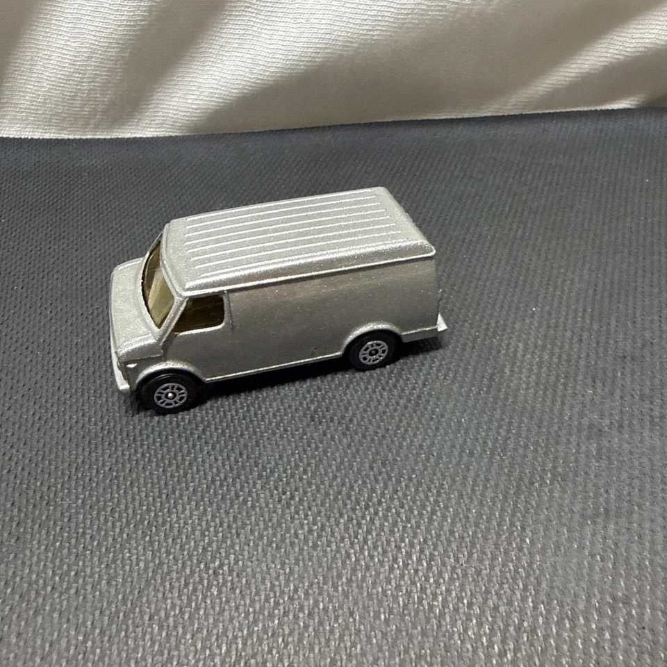 Vintage Corgi Juniors Chevrolet Van, Silver Super Van, GT Britain READ BELOW - Image 3 of 4