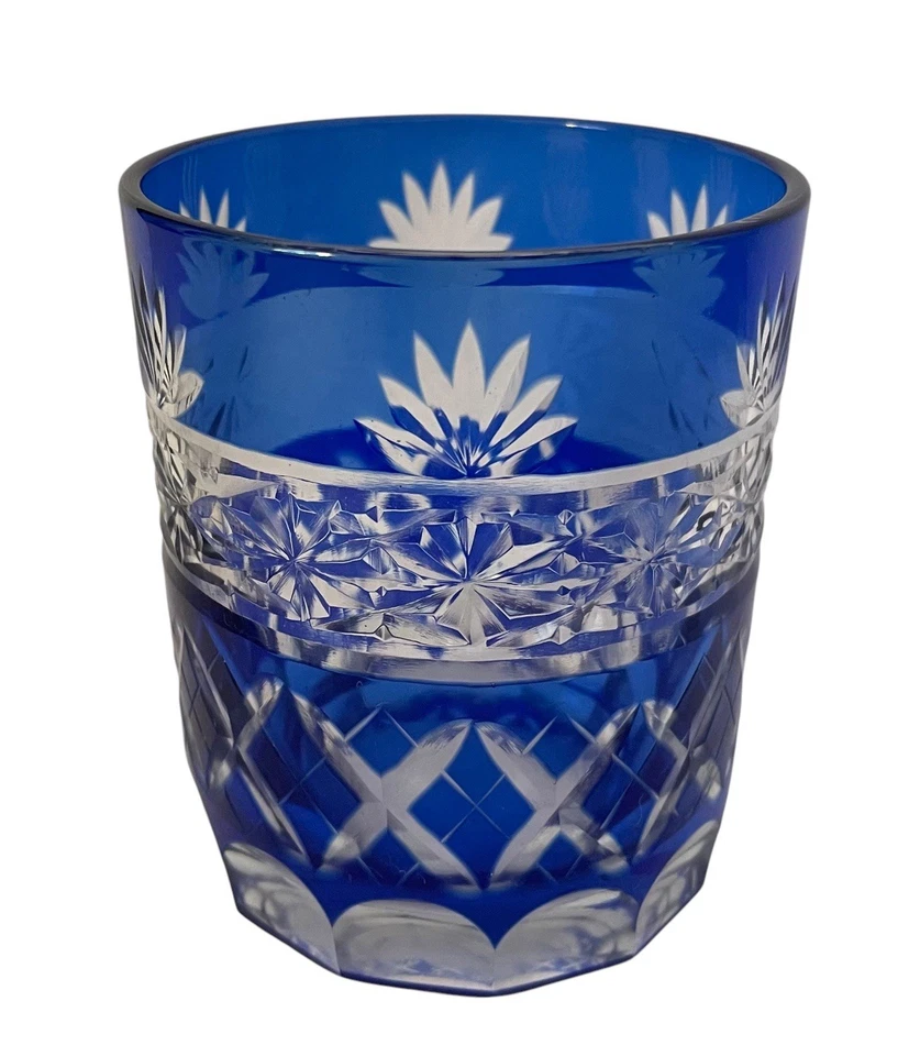 Vidrio Lowball azul corte a transparente. Período Showa japonés. Siglo XX Foto 4 de 4
