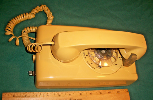 ITT Rotary Dial Wall Phone Beige / Light Tan 1983 - UNTESTED