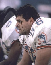 Mike Golic signed NFL football 8x10 photo W/Cert Autographed (A0150