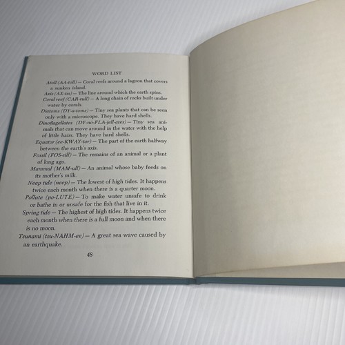 Vintage Hardcover Oceans Textbook 1962 The John Day Company - Picture 9 of 12