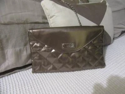 Lipsy London Metallic Pewter Silver Clutch Shoulder Bag Lipsy London Metallic Pewter Silver Clutch Shoulder Bag