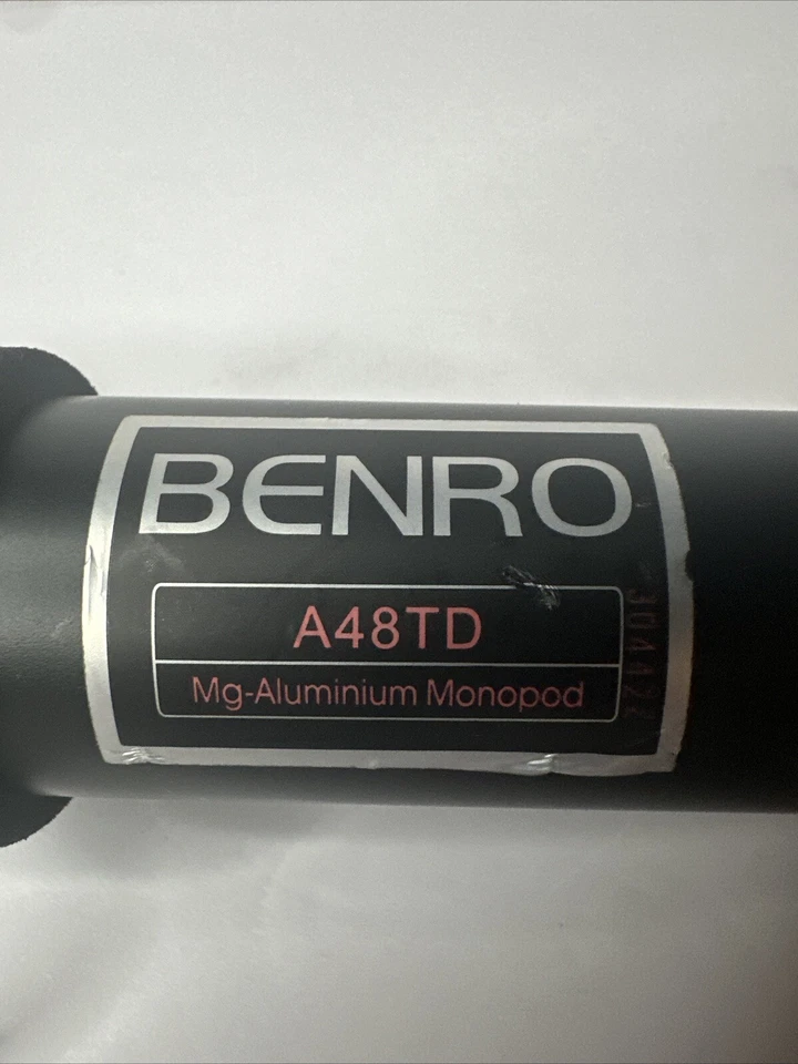 Benro A48TD Series 3 Aluminum Monopod with Point Locking Base- Max Load 39.68 lb - Image 2 of 4